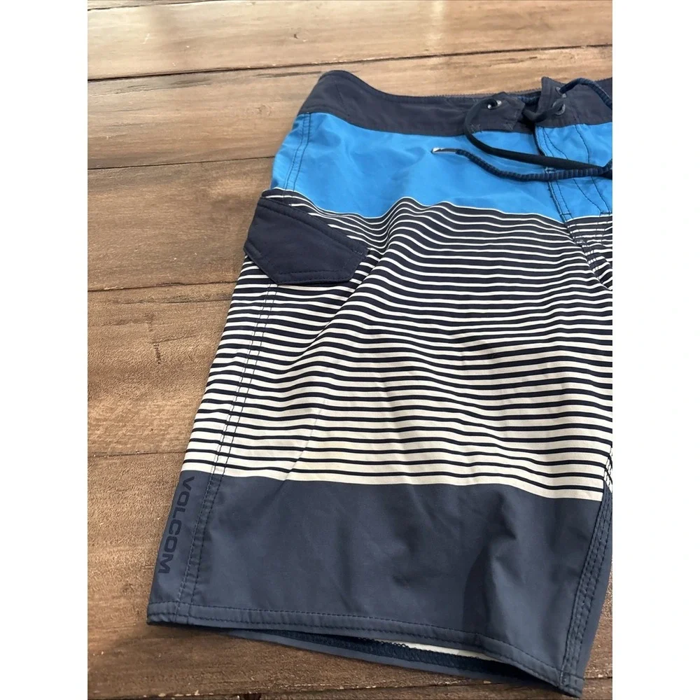Volcom Mod-Tech Men's‎ 30Blue Board Shorts Drawstring